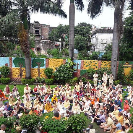 Hotel Neeraj Bhawan- Triveni Ghat Rishīkesh Dış mekan fotoğraf